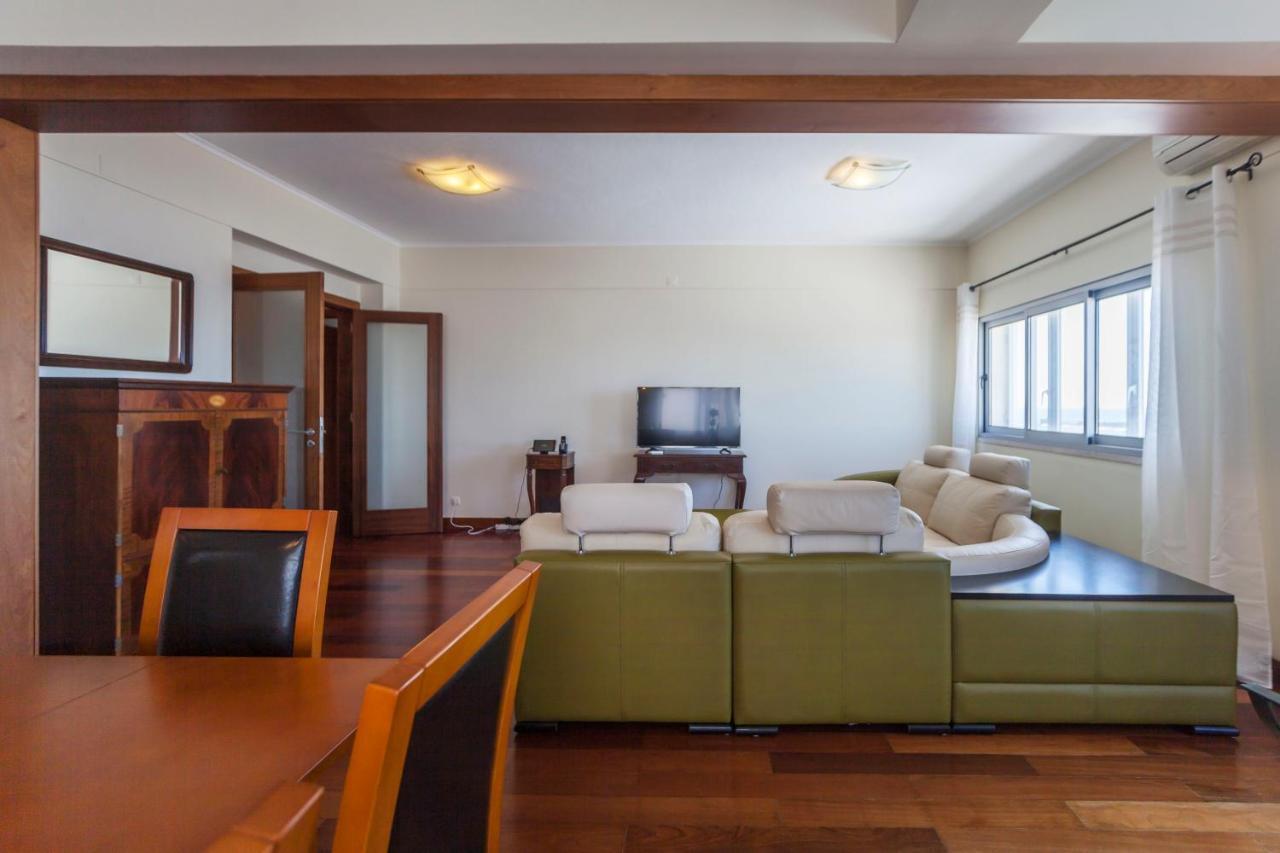 Deluxe Marina Apartment Ponta Delgada  Ngoại thất bức ảnh